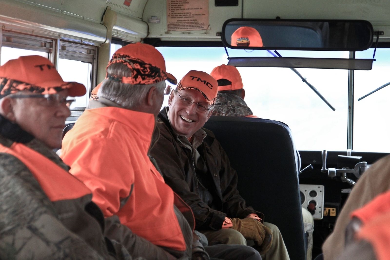Hunting bus thumbnail